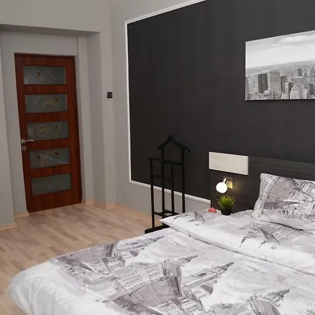 Modern Red Апартаменти *